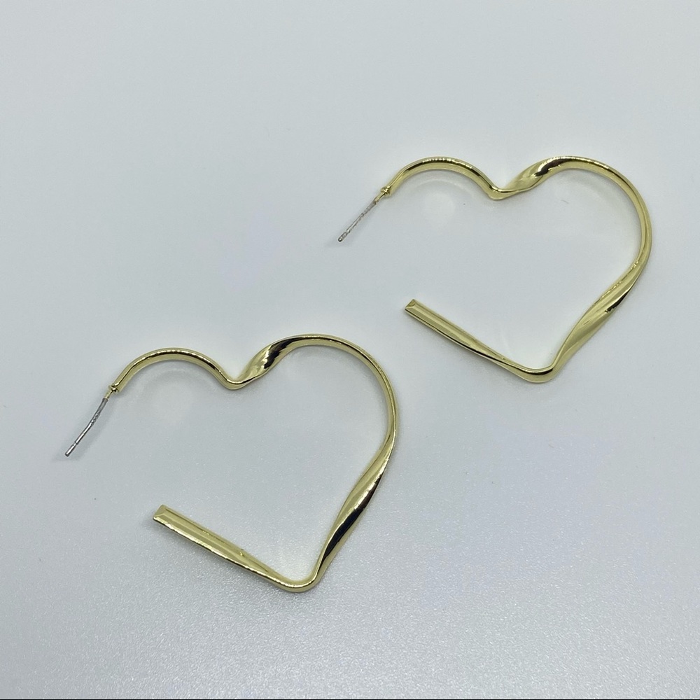 Gold Heart Twist C Shape Heart Earrings